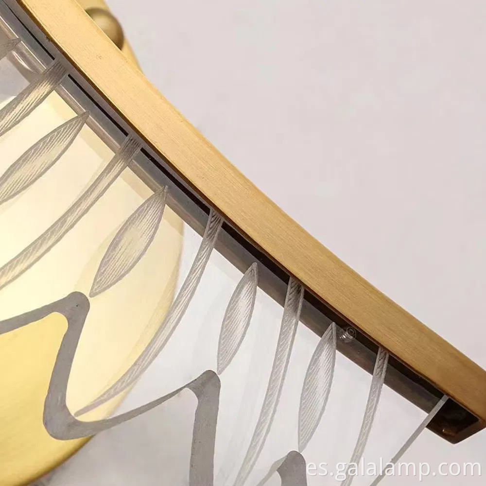 Elegante lámpara de pared de plumas acrílicas para interiores lujosos